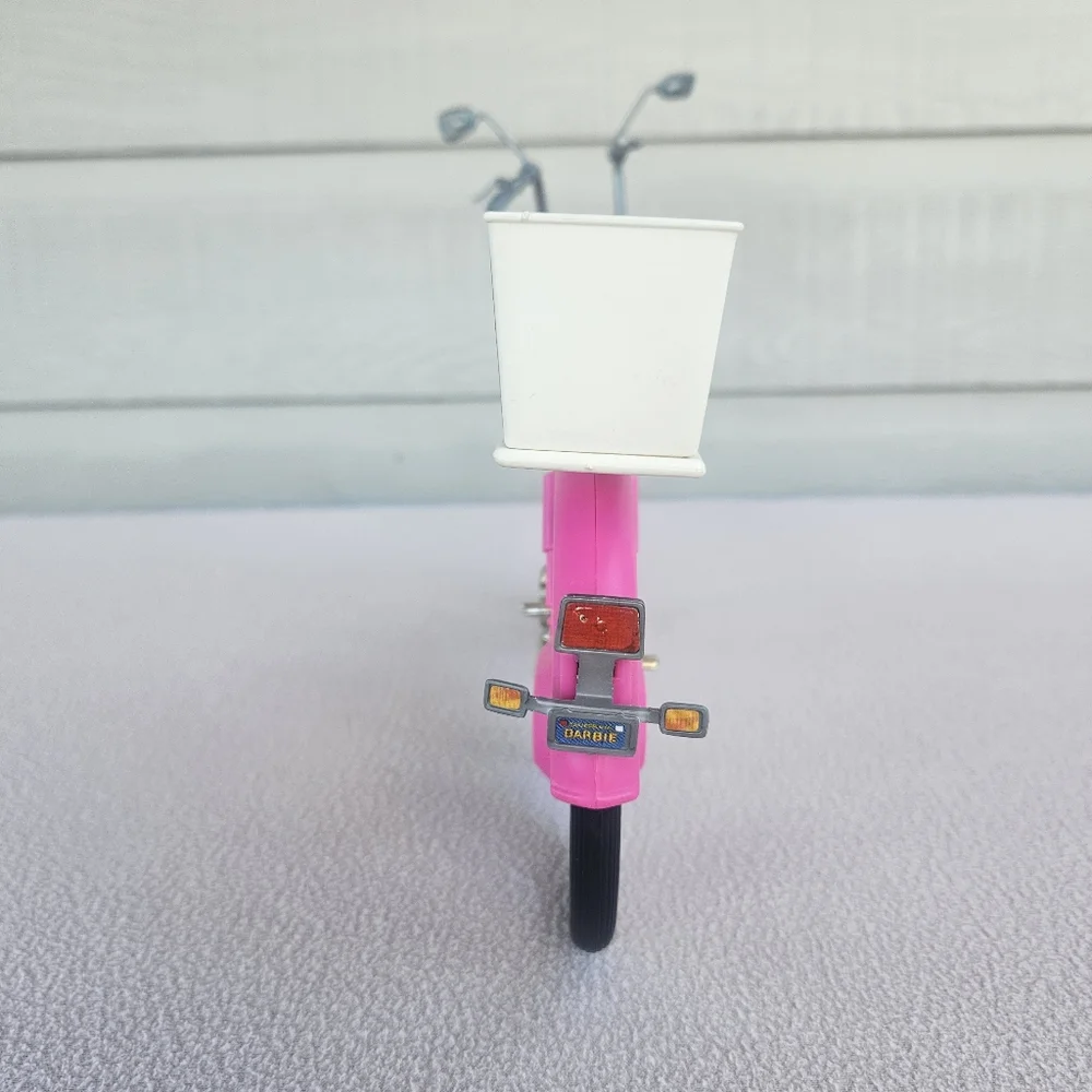 VTG Mattel Barbie Motor Bike Moped #4856 Pink 1983 Basket Mirrors
